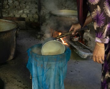 Maldives - Food Processing - Cooking Fish Paste